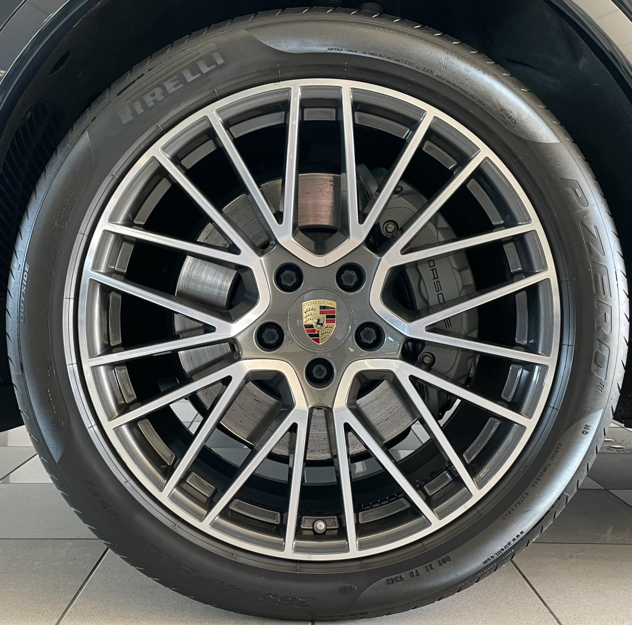 Porsche Cayenne 2.9 S 1