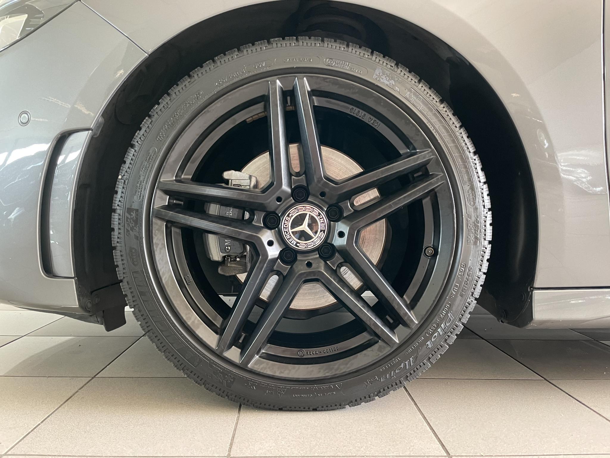 Mercedes-Benz B-klasse 180 Business Solution AMG 1