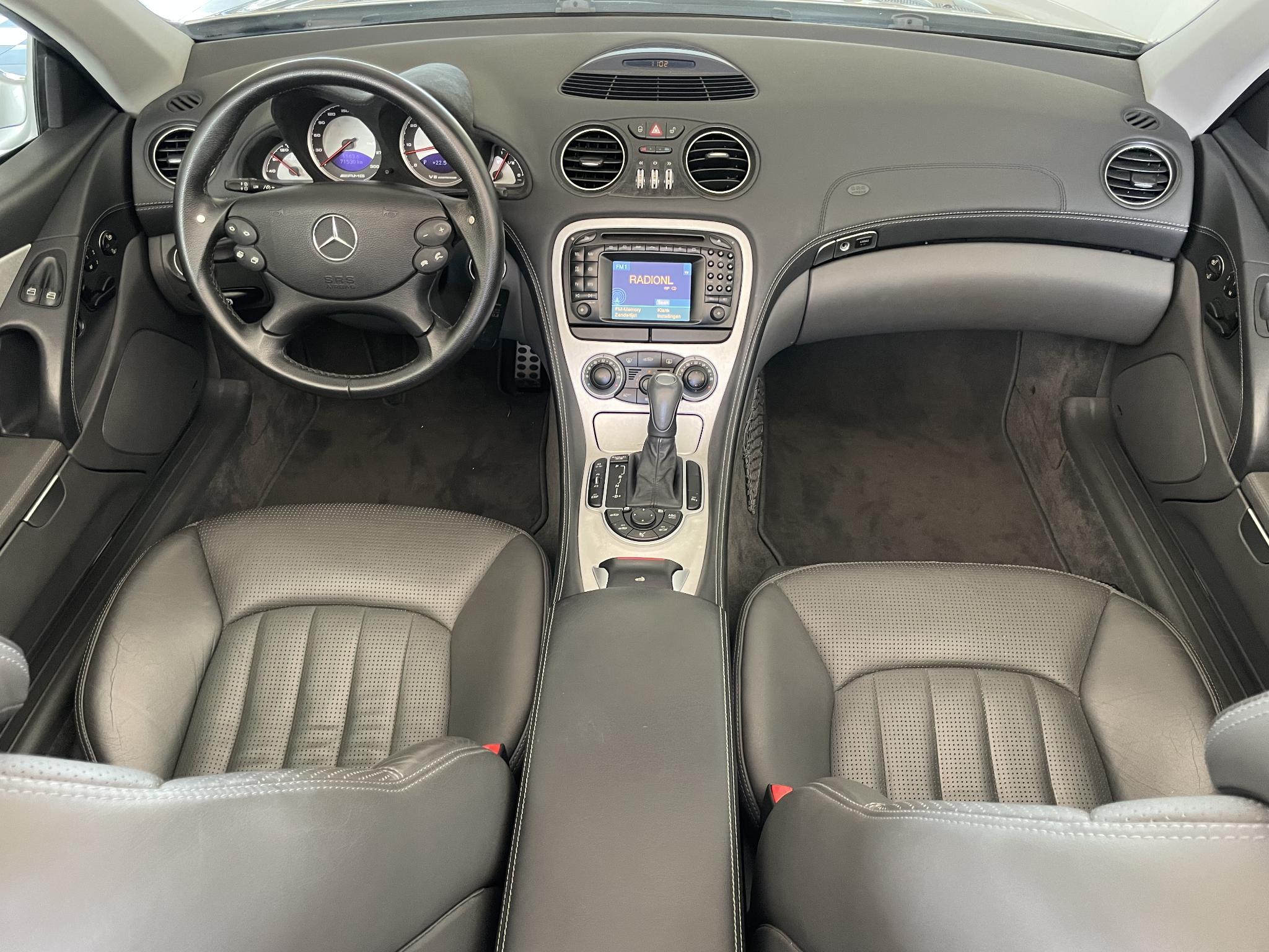 Mercedes-Benz SL AMG 55 2