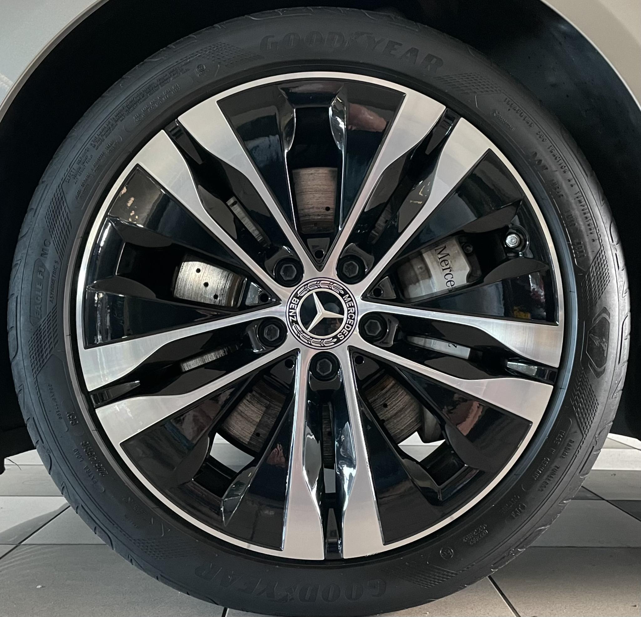 Mercedes-Benz C Estate 300 e Luxury Line 1