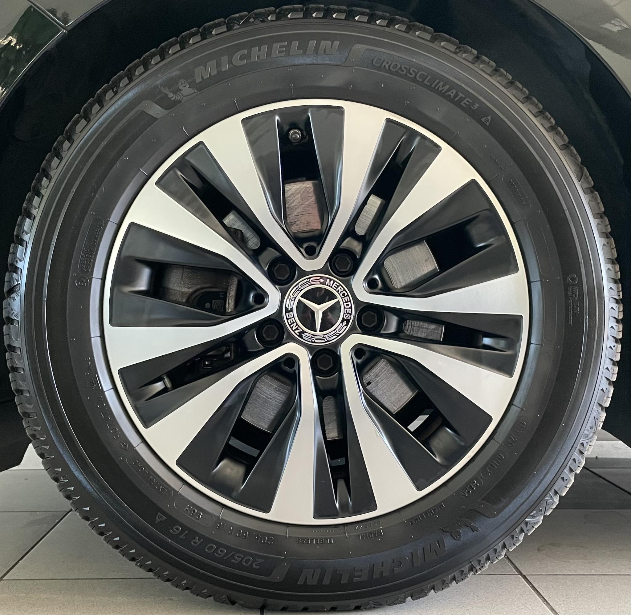 Mercedes-Benz B-klasse 180 Business Solution Luxury 1
