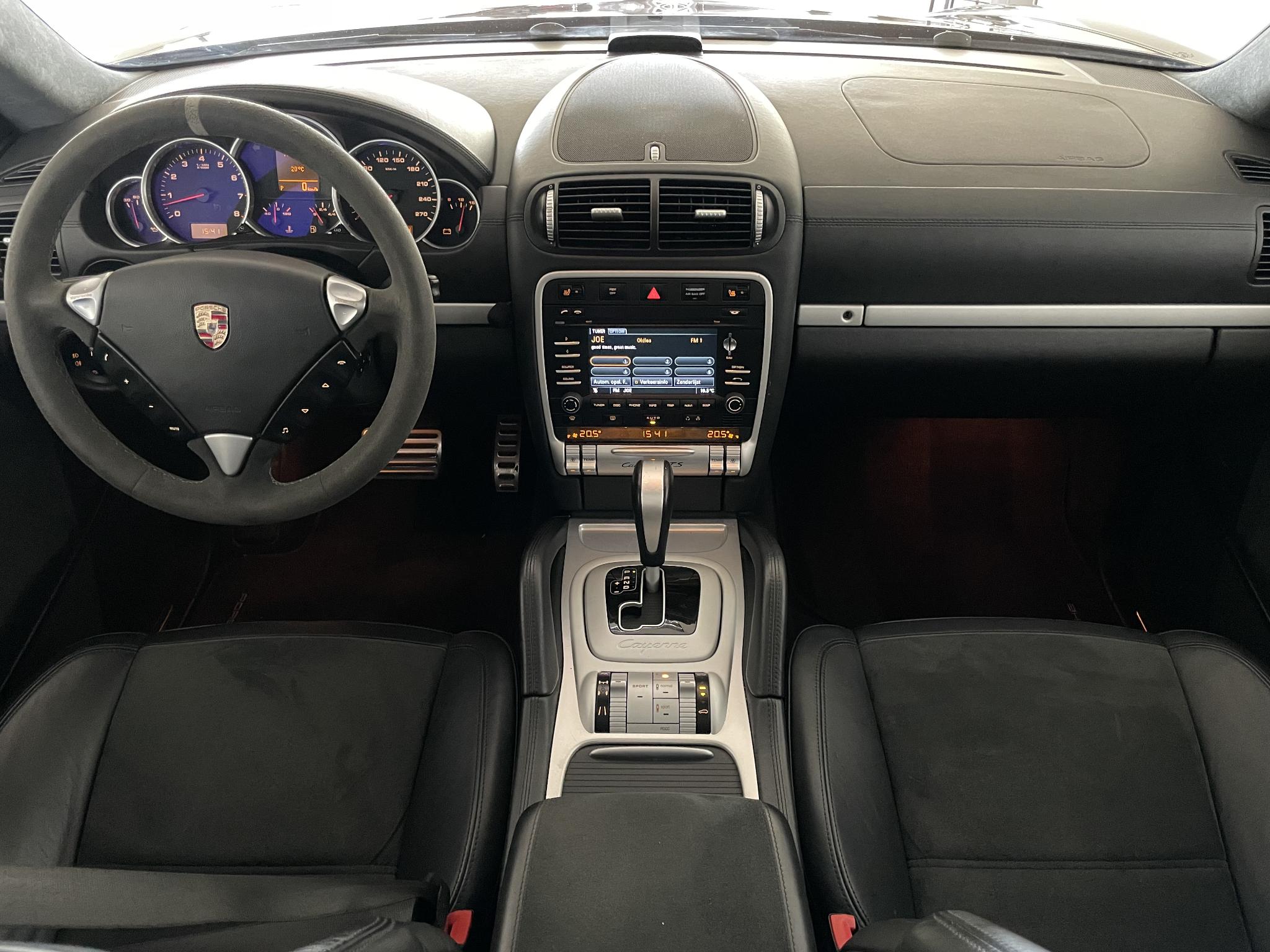Porsche Cayenne 4.8 GTS 2